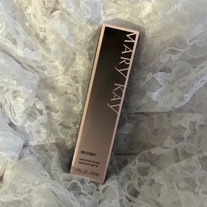 Mary Kay CC Cream - Very Deep